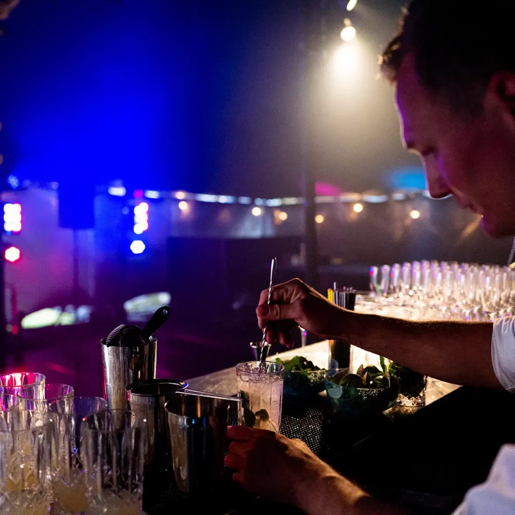 Pop-up nightclub