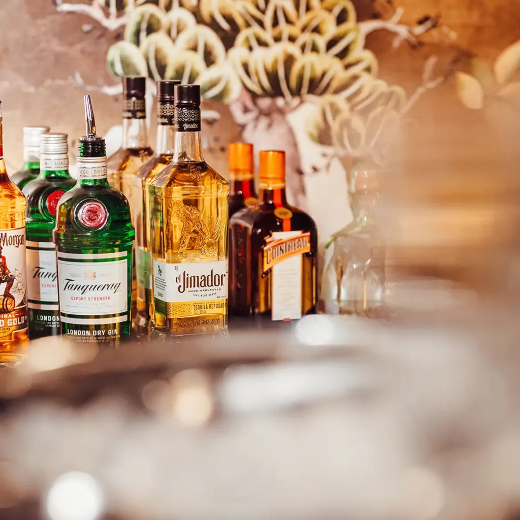 Luxury bar