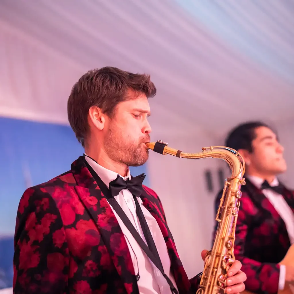 Live band