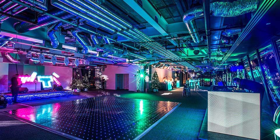 Corporate-Futuristic-Christmas-Party-Surrey-009-3